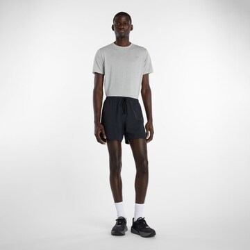 Loosefit Pantaloni sportivi 'RC Essential Short 5"' di new balance in nero