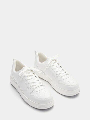 Pull&Bear Platform trainers in White