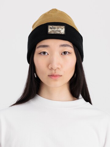 Bonnet ALPHA INDUSTRIES en beige : devant