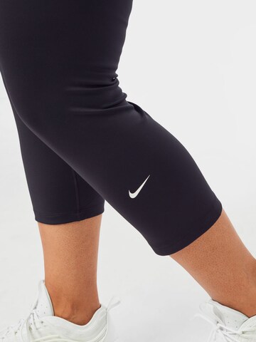 Nike Sportswear Skinny Sportovní kalhoty 'One' – černá