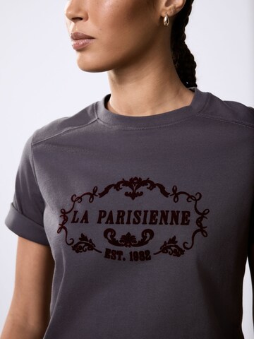 Next T-Shirt in Grau