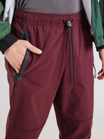 Nike Sportswear Конический (Tapered) Штаны в Красный