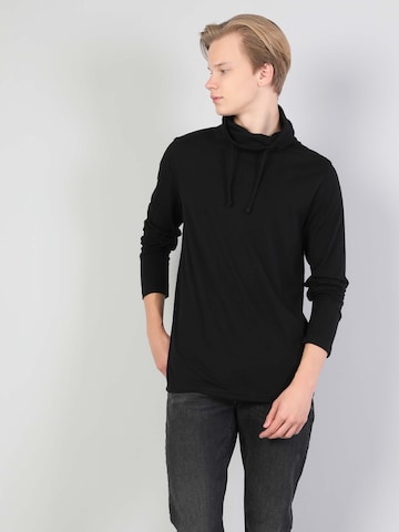 Colin's Shirt in Zwart