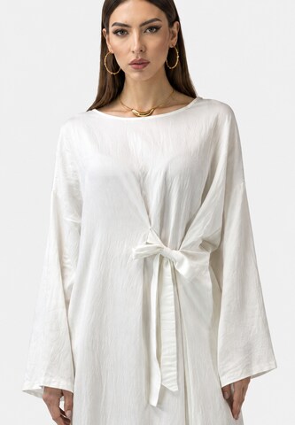Robe Elara en blanc
