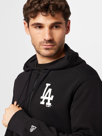 NEW ERA Zip-Up Hoodie 'League Essential' in Black