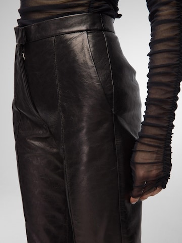 V S P Regular Pants 'Françoise' in Black