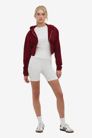 No Matter What Sweatshirt in Rot: Vorderseite