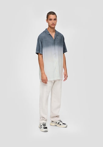 Coupe regular Chemise QS en gris