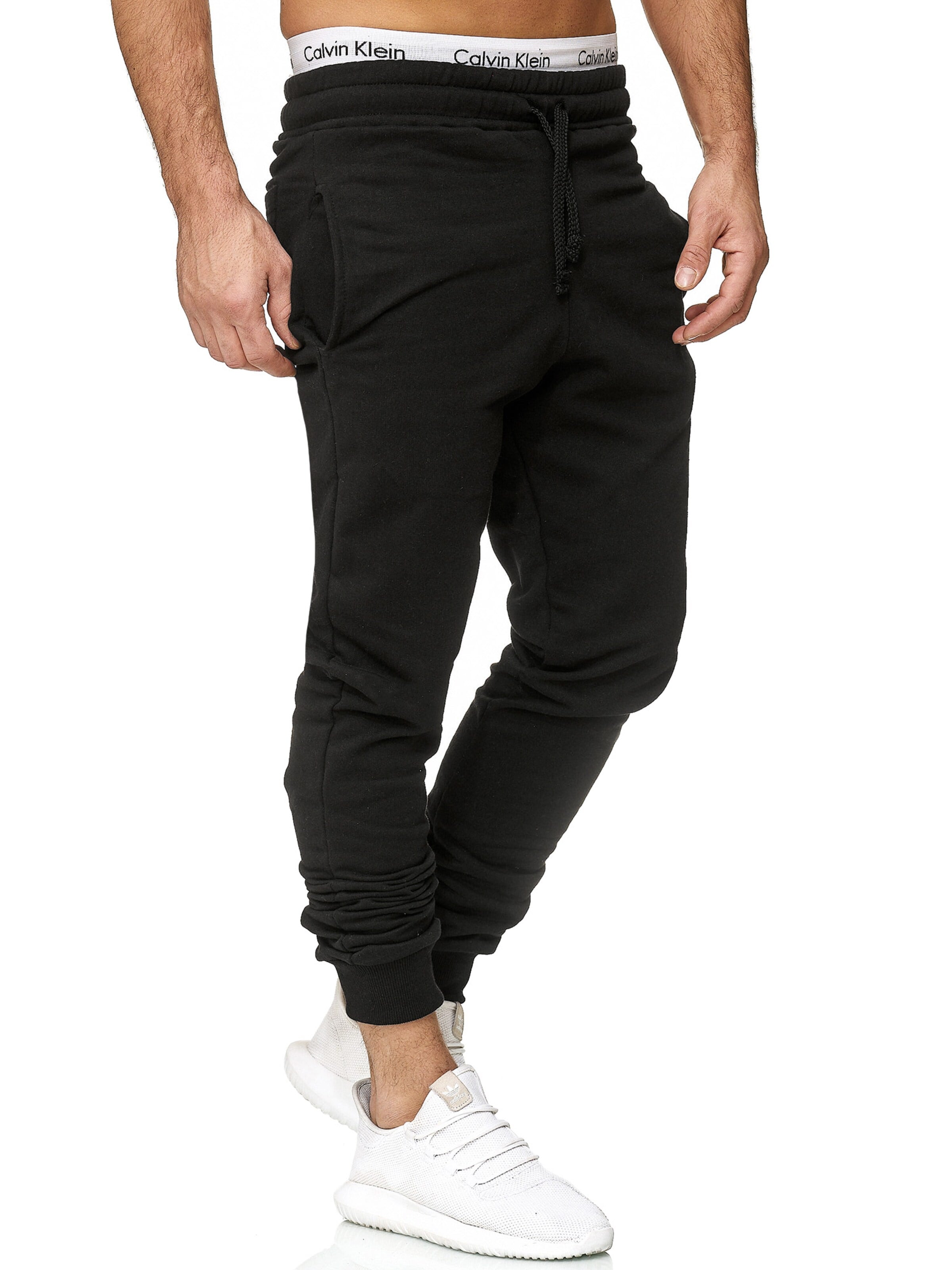 L.Gonline Regular Workout Pants in Black: front
