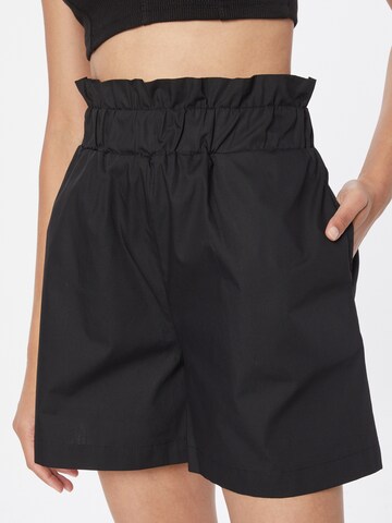 Loosefit Pantaloni de la Compania Fantastica pe negru