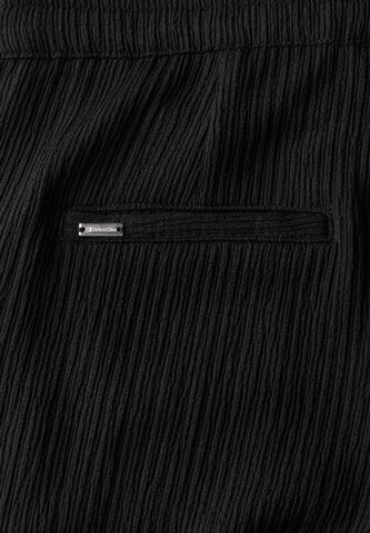 STREET ONE Loosefit Hose in Schwarz