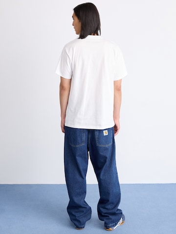 Carhartt WIP Baggy Jeans 'Brandon' in Blau