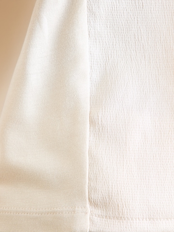 ABOUT YOU Shirt 'Davinia' in Beige