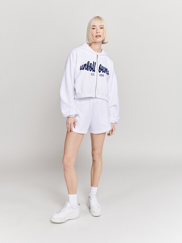 UNFOLLOWED x ABOUT YOU Zip-Up Hoodie 'OG ZIPPER' in White