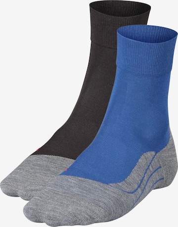 Chaussettes de sport FALKE en bleu : devant