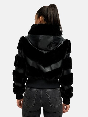 Tazzio Übergangsjacke 'F803' in Schwarz