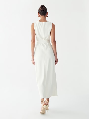 Rochie 'REANE' de la Willa pe alb: spate