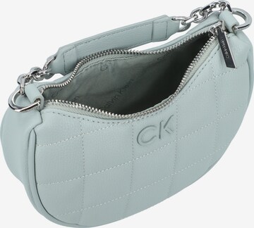 Calvin Klein Handtas 'Square Quilt' in Groen