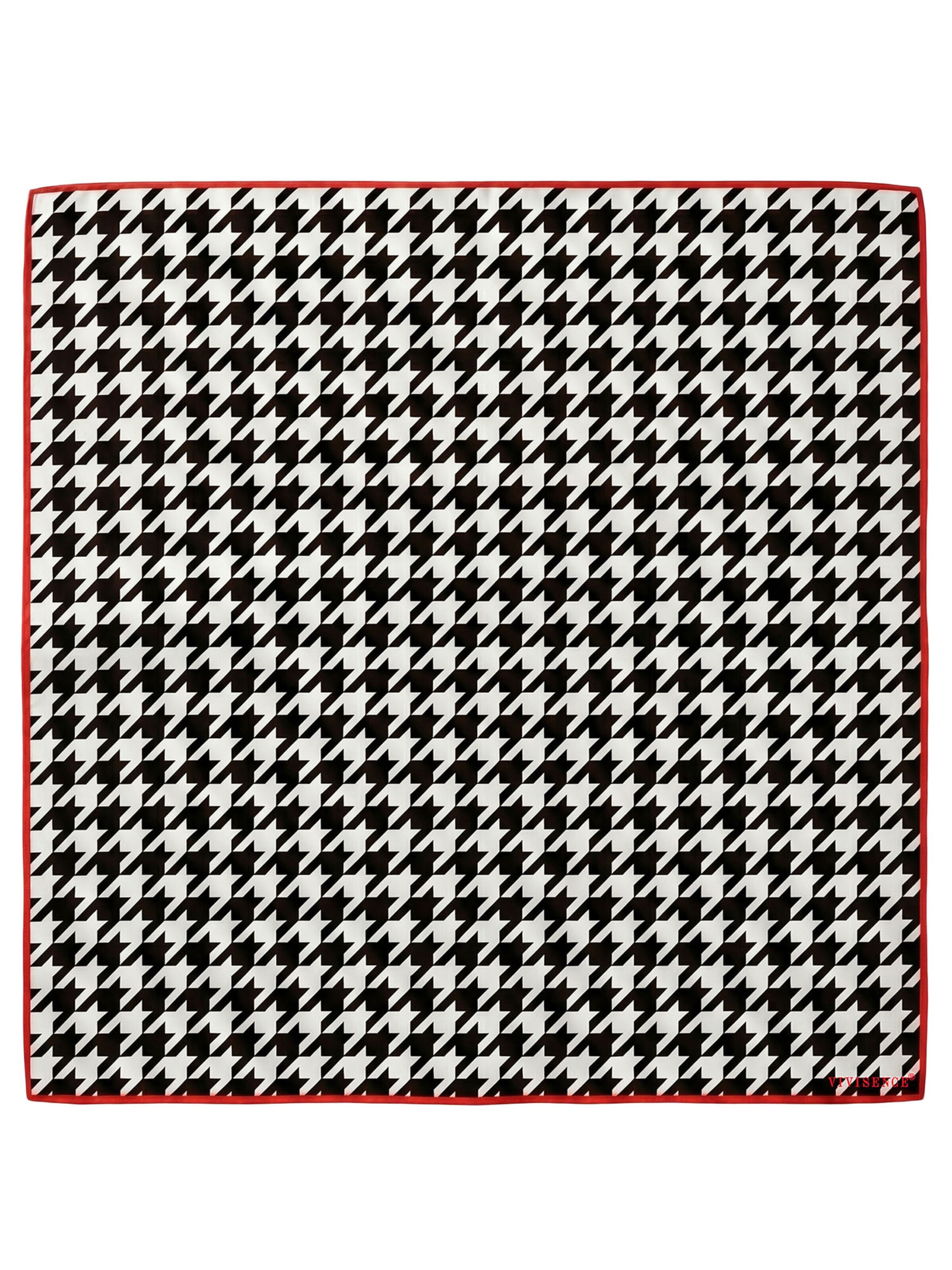 Vivisence Shawl 'S45-06' in Black: front