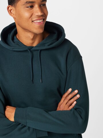 WEEKDAY Sweatshirt in Green