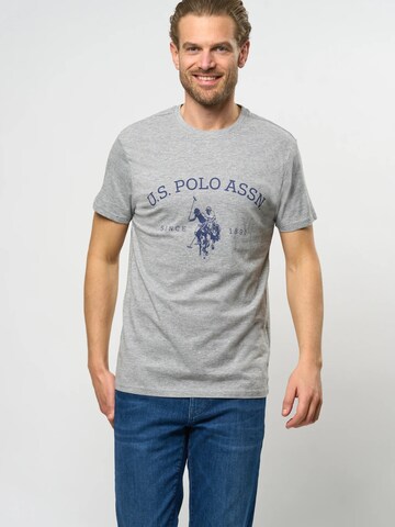 U.S. POLO ASSN. Bluser & t-shirts 'Archibald' i grå: forside