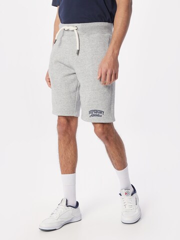 Superdry Regular Broek in Grijs: voorkant