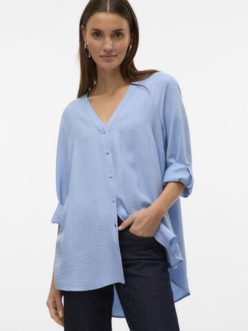 Vero Moda Curve Blouse 'VMMelaney' in Blauw