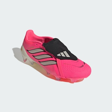 ADIDAS PERFORMANCE - Zapatillas de fútbol 'Predator Pro' en rosa