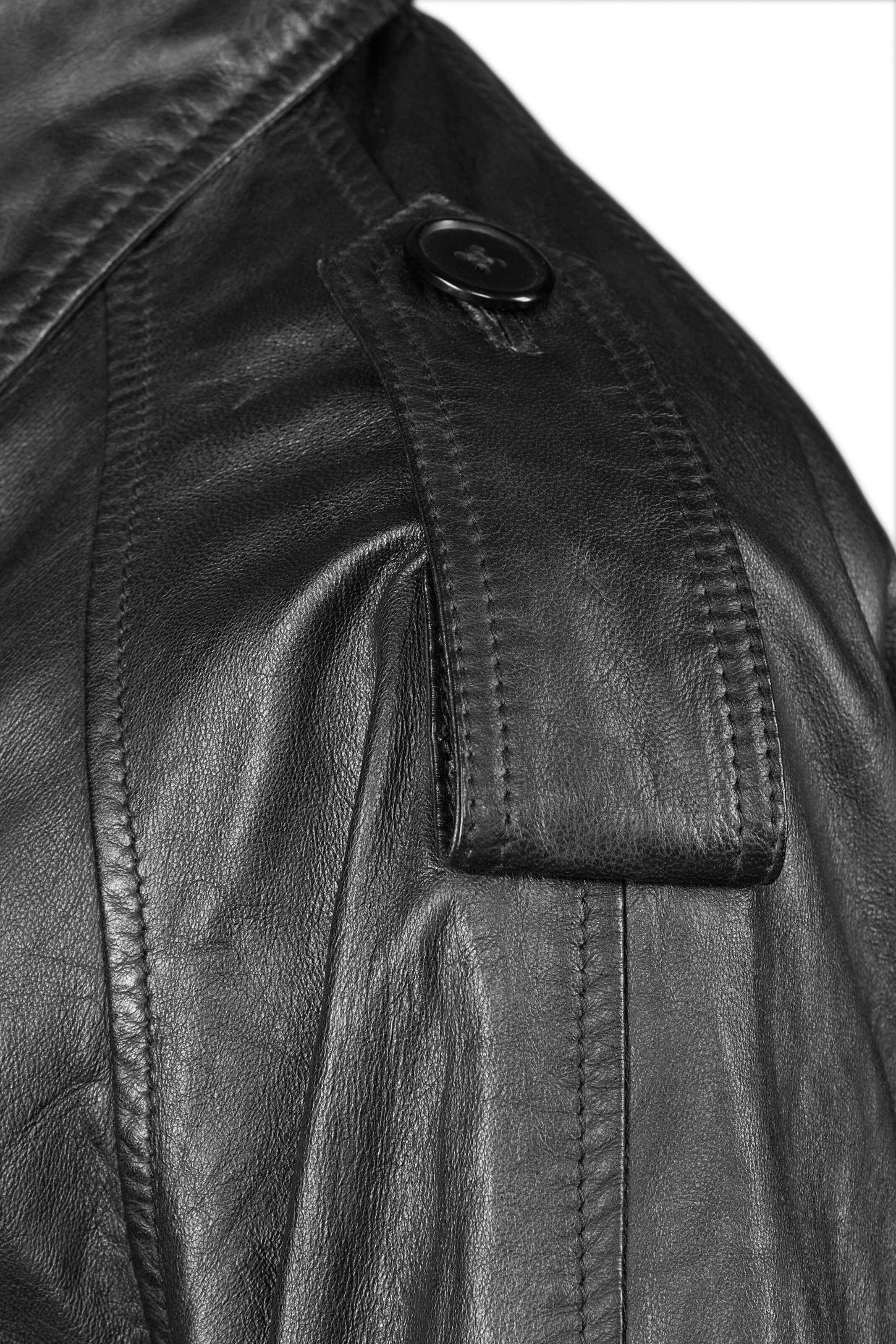 Apple of Eden Between-seasons coat in Black