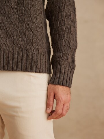 Pull-over 'Hermann' DAN FOX APPAREL en gris