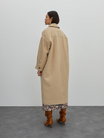 EDITED Between-Seasons Coat 'Marianne' in Beige