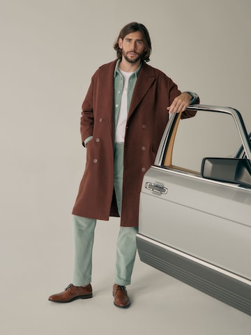 ABOUT YOU x Alvaro Soler Between-Seasons Coat 'Ilja' in Brown