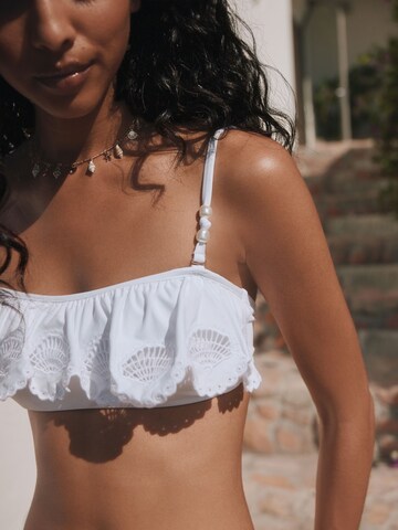 Next Bandeau Bikini top in White