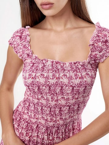 Busem Maxi Kleid in Pink