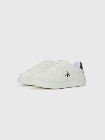 Sneaker 'ANNIE' di Calvin Klein in bianco: frontale