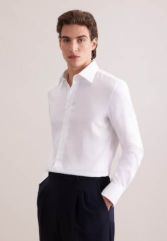 Coupe regular Chemise business 'Classic Essential' SEIDENSTICKER en blanc : devant