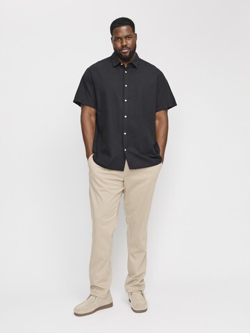 Coupe slim Chemise 'JJEBreeze' Jack & Jones Plus en noir