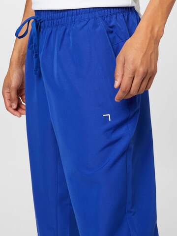 ADIDAS SPORTSWEAR Tapered Sporthose in Blau