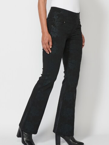 KOROSHI Flared Jeans i sort