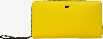 Braun Büffel Wallet 'Capri L' in Yellow: front