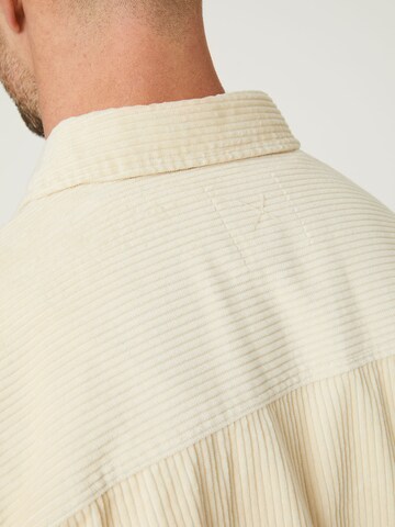 DAN FOX APPAREL Between-Season Jacket 'Leif' in White