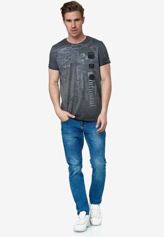 Rusty Neal T-Shirt mit All Over Print in Grau