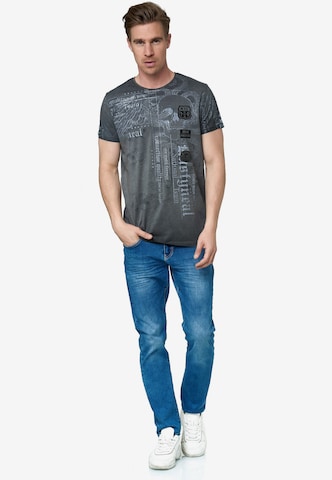 Rusty Neal T-Shirt mit All Over Print in Grau