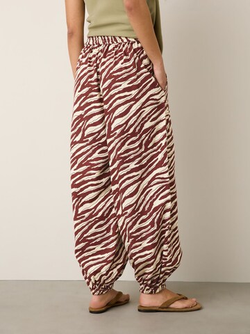 Tapered Pantaloni di Next in marrone