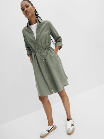 bonprix Kleid in Grün