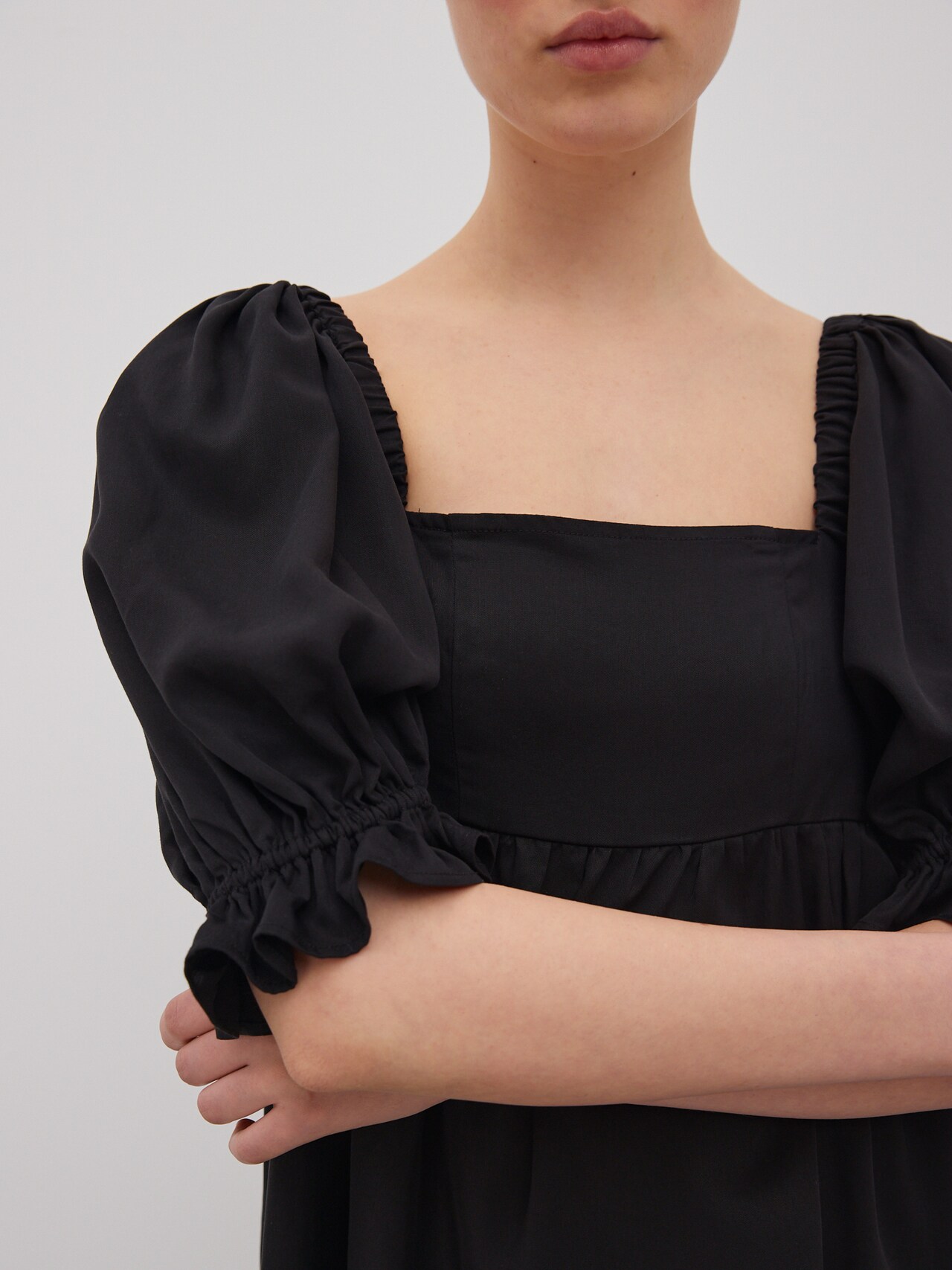 EDITED Produits Robe 'Dafne' noir