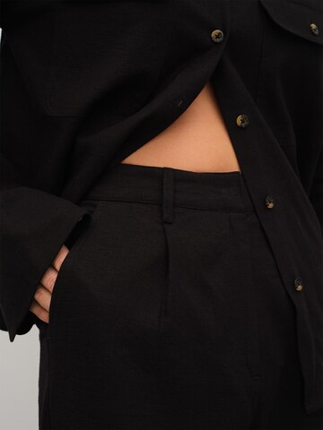 RÆRE by Lorena Rae Loose fit Pleat-front trousers 'Martha Tall' in Black
