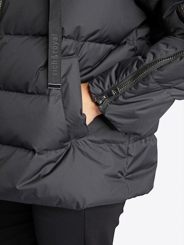 Rich & Royal Zimska jakna | črna barva