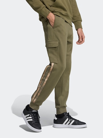 Tapered Pantaloni sport 'SEA' de la ADIDAS SPORTSWEAR pe verde: față