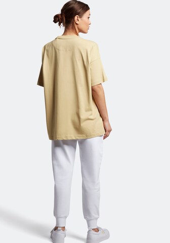 Effilé Pantalon Lyle & Scott en blanc